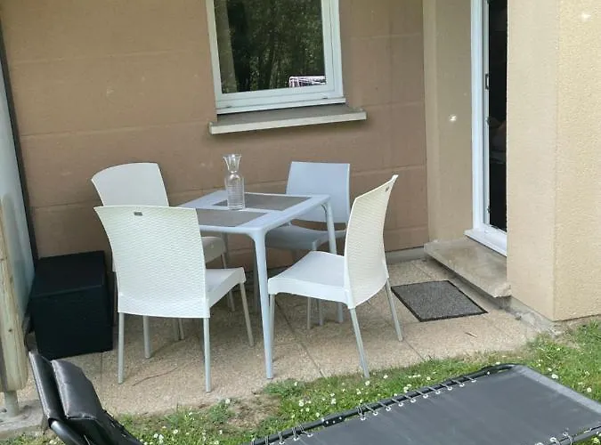 Apartament Le Voilier. Honfleur T2 Dans Avec Piscine