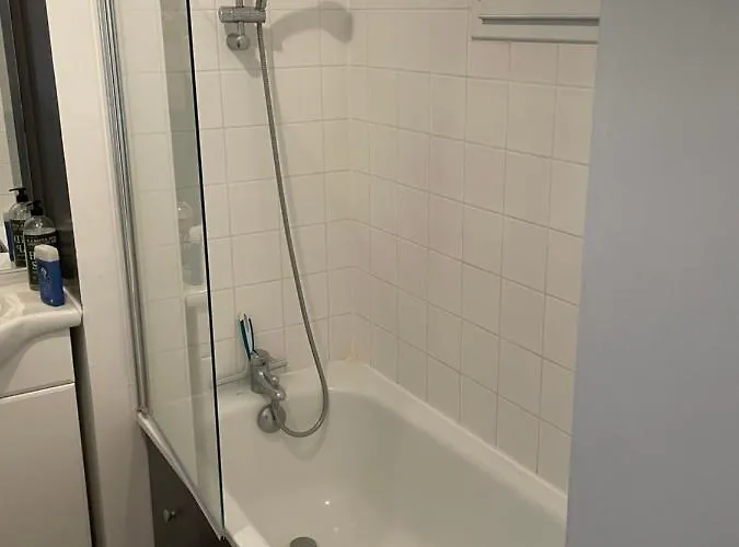 Apartament Le Voilier. Honfleur T2 Dans Avec Piscine