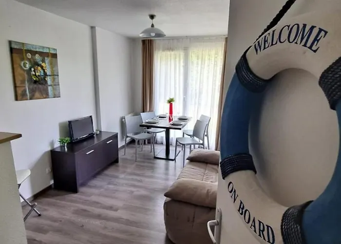 Apartament Le Voilier. Honfleur T2 Dans Avec Piscine